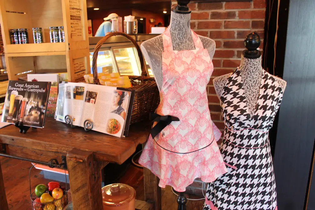 cute and elegant aprons