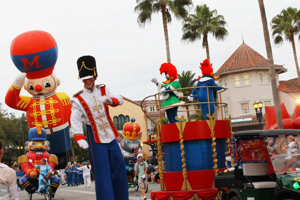 Macys Parade at Universal Studios Orlando