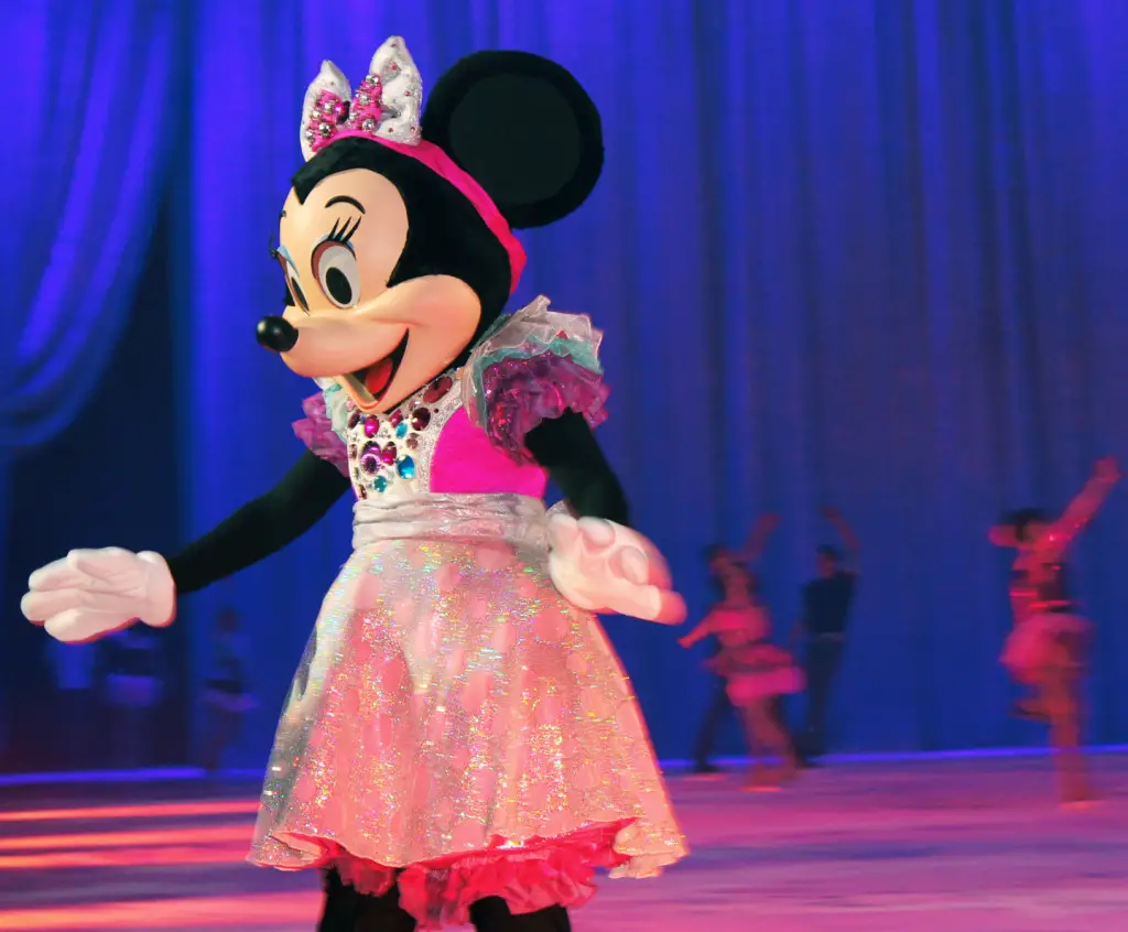 Minnie at Disney on Ice Rockin Ever after show