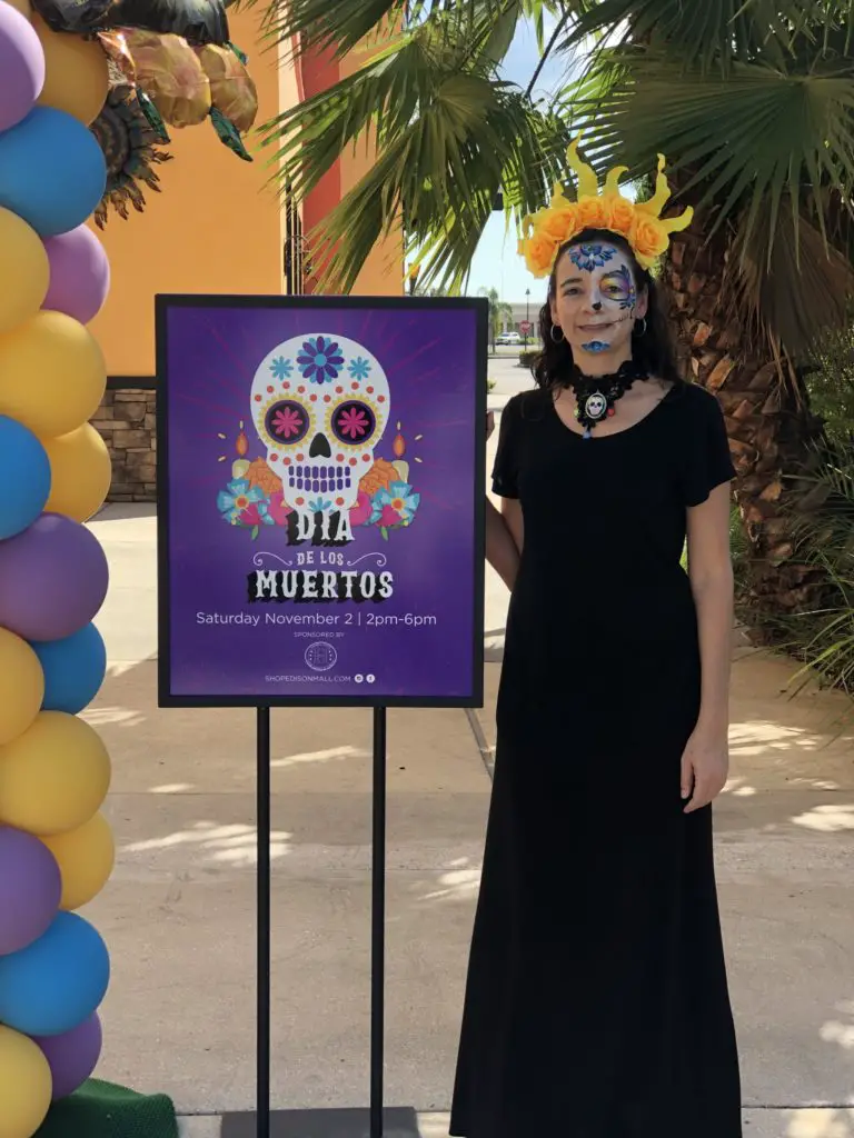 Dia de los Muertos Event at Edison Mall