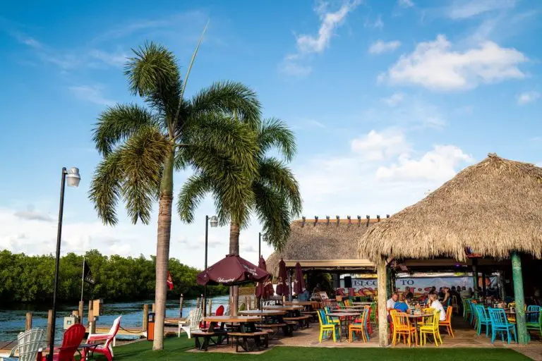 More Than 60 Restaurants That Offer Free Birthday Meals In Southwest more-than-60-restaurants-that-offer-free-birthday-meals-in-southwest